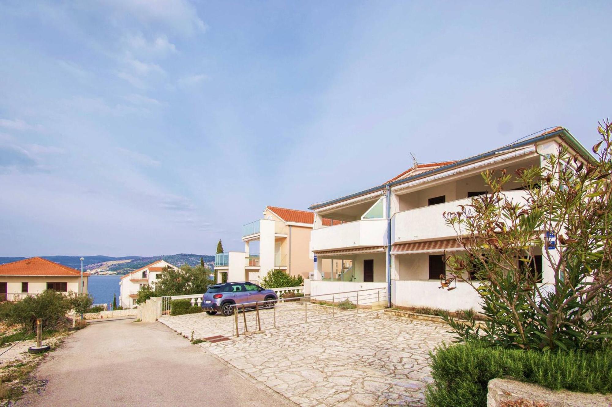 Apartment Meri Razanj With Sea View Extérieur photo