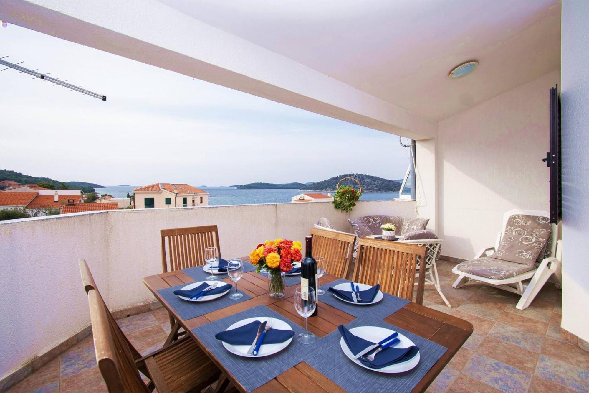 Apartment Meri Razanj With Sea View Extérieur photo